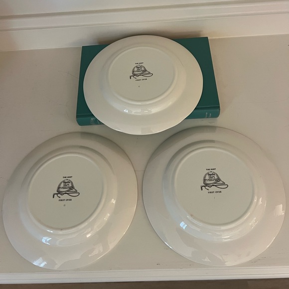 Spode The Hunt First Over Salad Plates (set of 3) - Picture 2 of 4